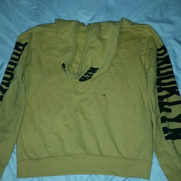 Golden yellow hoodie - Picture 3 of 4